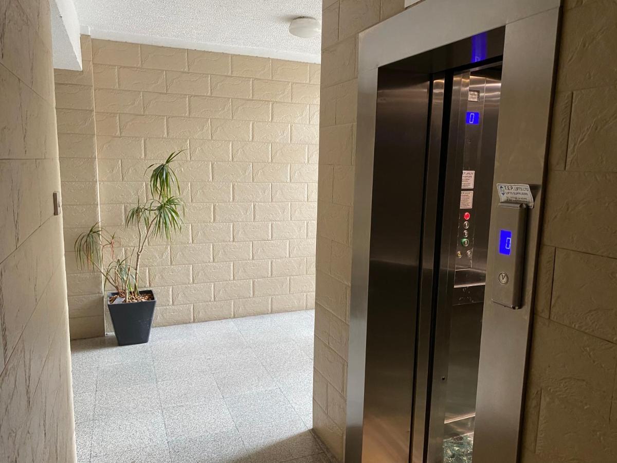 Appartement 2-bedroom In Center *